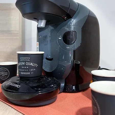 Le Frere Charmes アパート *